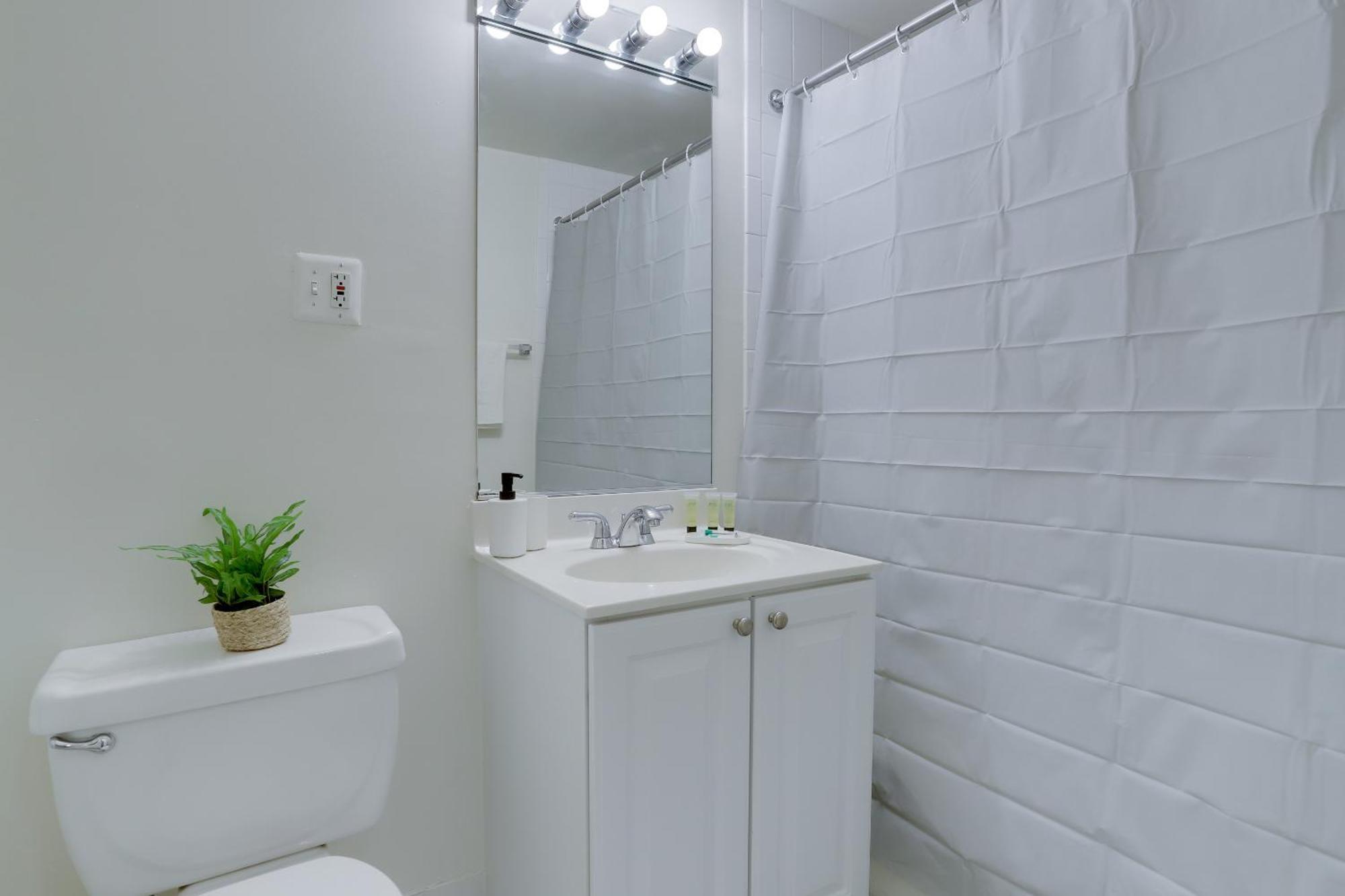 Sensational Condominium @Crystal City 알링턴 외부 사진